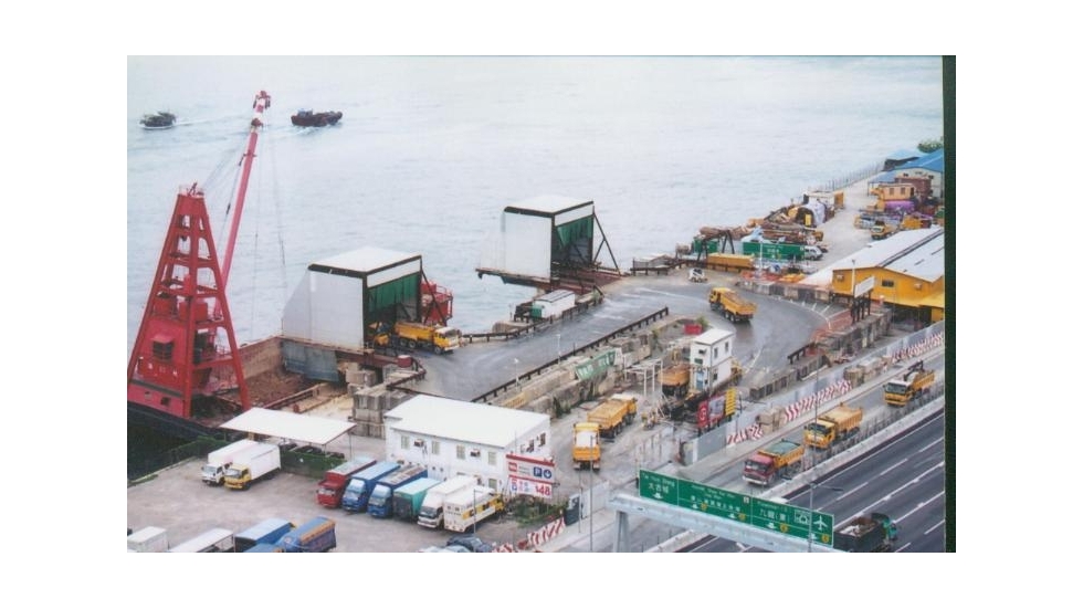 BK_20070510142512_CV_2001_02%20QF